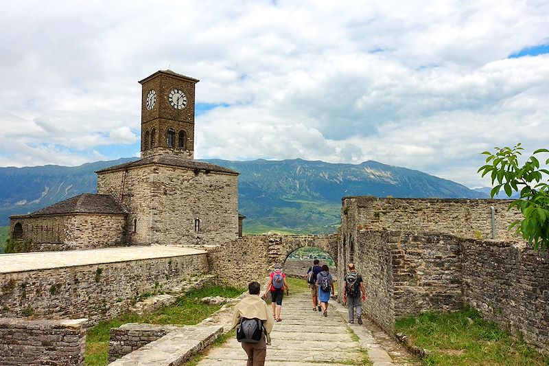 Découverte des attraits culturels du pays au sud de Tirana à la Riviera albanaise 