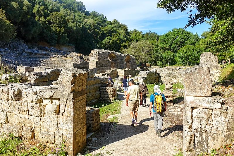 Découverte des attraits culturels du pays au sud de Tirana à la Riviera albanaise 