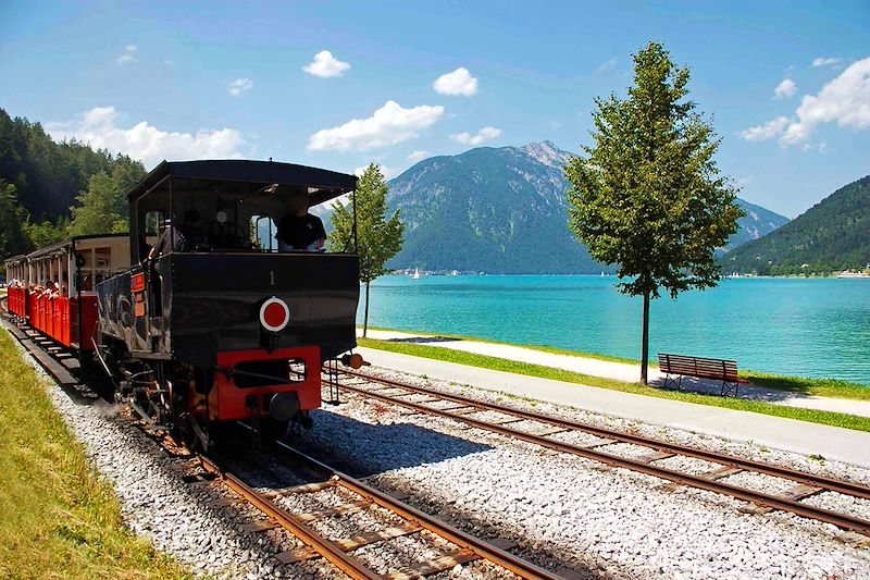 Voyage en train de Paris au Tyrol en passant par Vienne, Salzburg et Innsbruck, sans oublier une halte à Zurich au retour