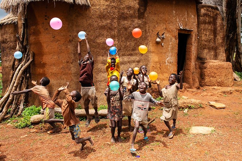 Voyage d'aventure au Bénin et au Togo du nord au sud : hauts plateaux du Togo, Tatas Sombas, royaume d'Abomey, Ouidah et Ganvie !