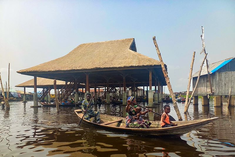 Voyage d'aventure au Bénin et au Togo du nord au sud : hauts plateaux du Togo, Tatas Sombas, royaume d'Abomey, Ouidah et Ganvie !