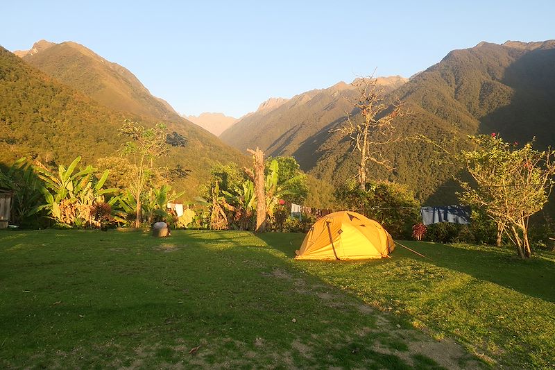 Trek exclusif à travers les Andes, du lac Titicaca jusqu'aux Yungas, balcons de l'Amazonie... 100% à pied !