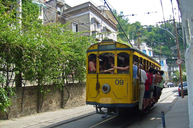 De l'exubérante São Paulo aux plages sauvages d'Ilha Grande, par les charmes de Paraty et de l’envoûtante Rio de Janeiro !