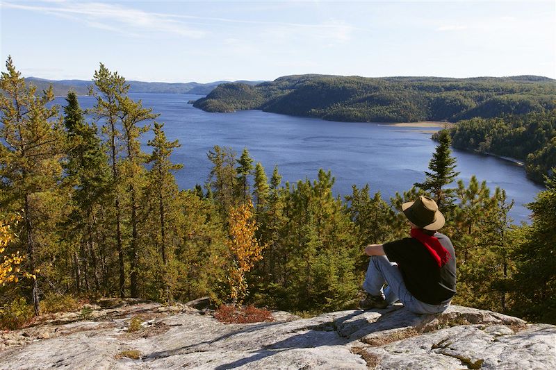 Road trip en camping-car au Québec du parc national de la Mauricie au Parc National du Saguenay avec emplacements dans les parcs