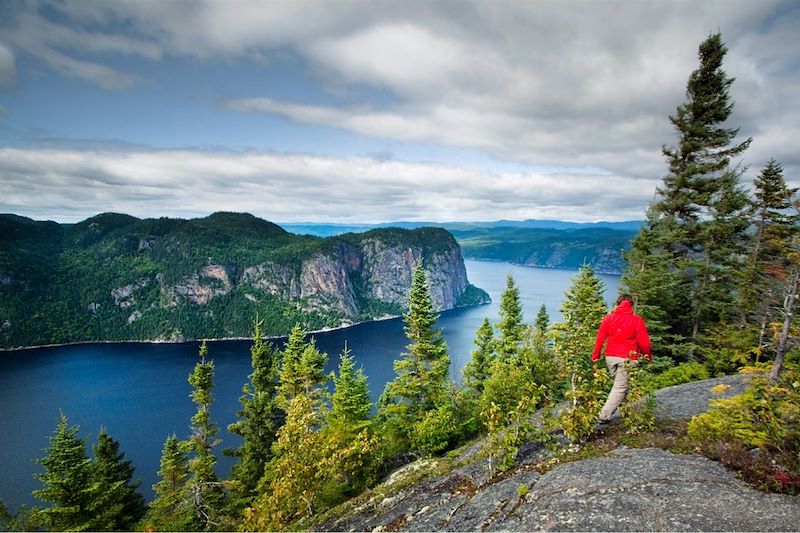 Road trip en camping-car au Québec du parc national de la Mauricie au Parc National du Saguenay avec emplacements dans les parcs