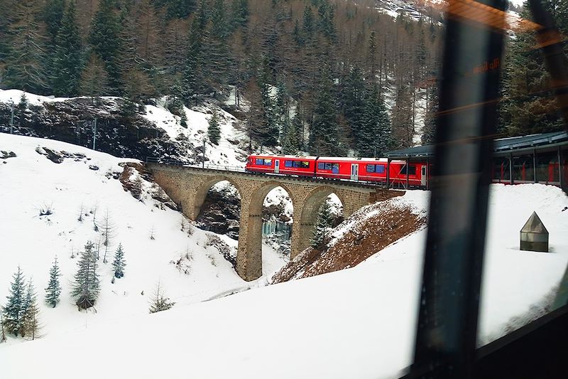 Bernina Express de Tirano à Coire - Suisse