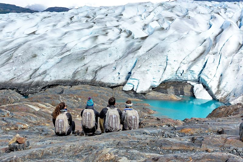 De la Patagonie à Ushuaïa, des randonnées en Terre de Feu, au Fitz Roy et le mythique trek W au parc Torres del Paine !