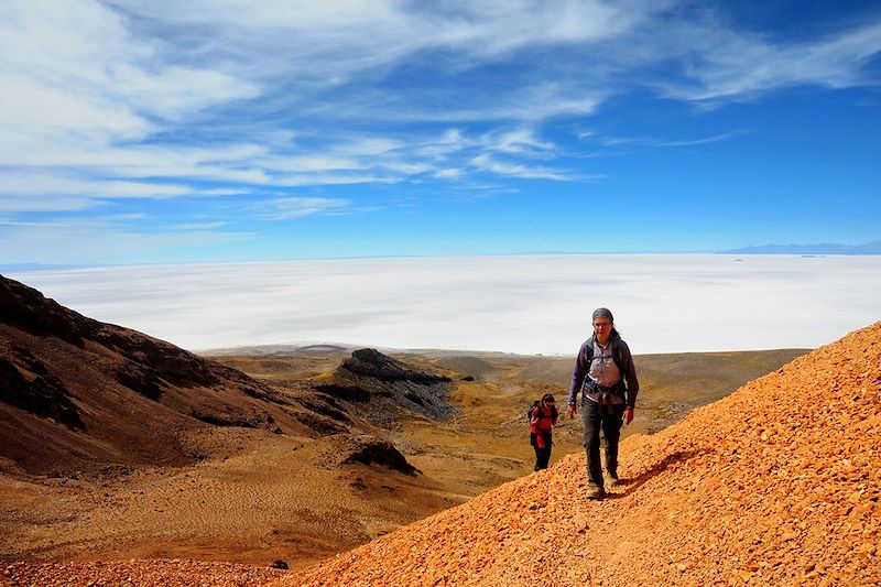 Randonnées surréalistes du nord chilien au sud bolivien, une boucle pavée de panoramas exceptionnels qui s’achèvera à Valparaiso !