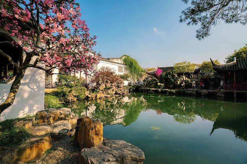 Embarquer à bord d’un voyage en train, entre Pékin et Shanghai pour explorer le patrimoine culturel d’une Chine riche en contraste