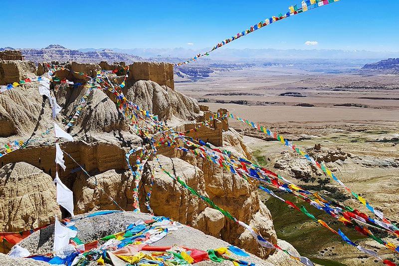 Découverte du Kailash par la route nord via Lhassa, le royaume de Gugé et les monastères légendaires du toit du monde