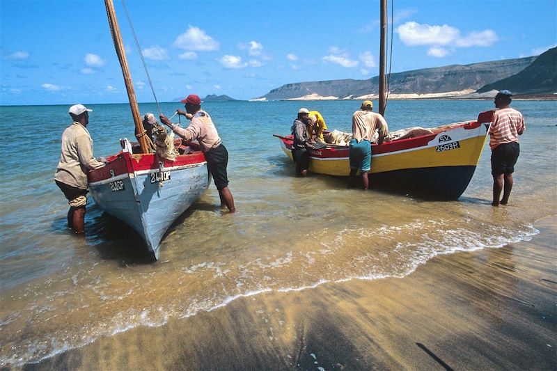 Voyage famille au Cap vert: multi-activités entre rando dans les vallées volcaniques, paddle, sortie en bateau et baignades 