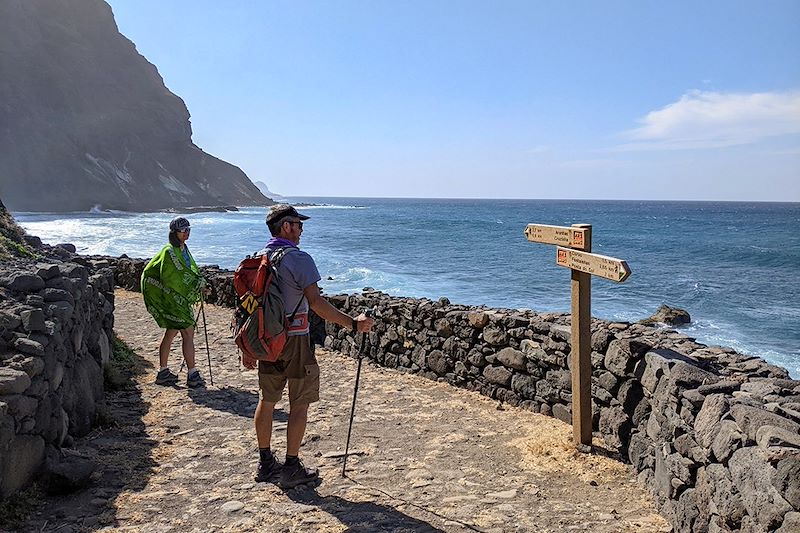 Voyage au Cap Vert de Sao Vicente à Santo Antao, découvertes et randonnées en autonomie avec notre application MyNomade