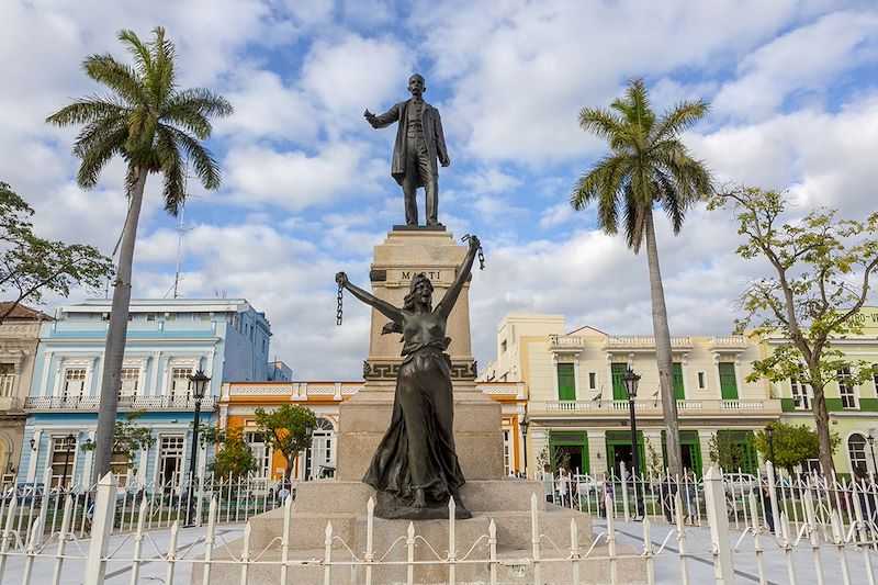 Les incontournables de Cuba, en maison d'hôte de charme tout confort avec balades, visites, baignades, sorties en bateau...