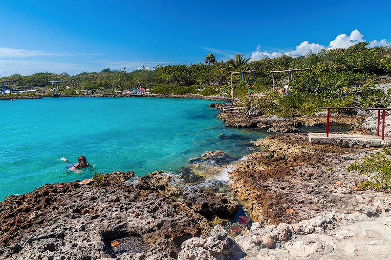 Découverte de Cuba d'Ouest en Est avec de jolies randonnées, des rencontres, visites, activités à la ferme, nombreuses baignades 