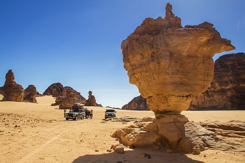 Un voyage en 4x4 au cœur du grand Sahara algérien, le Tassili n'Ajjer et ses secrets les plus cachés en hébergement confort !