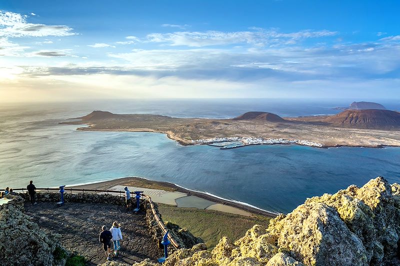 Combiné de deux îles : Lanzarote et Fuerteventura en une semaine à la découverte de paysages volcaniques et de dunes