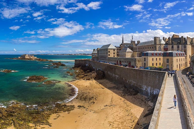 Croisière bretonne entre Saint Malo et la côte de granit rose