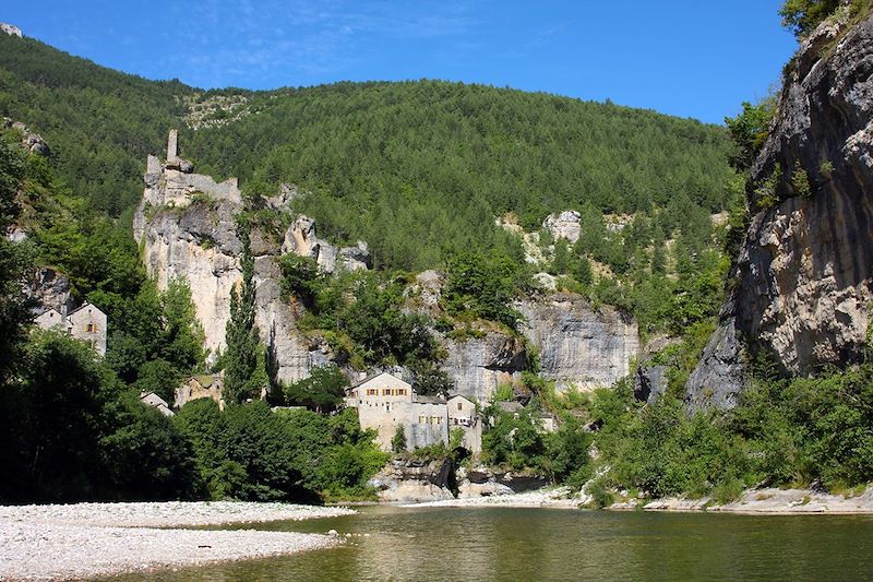 Castelbouc dans les Gorges du Tarn - Lozère - France