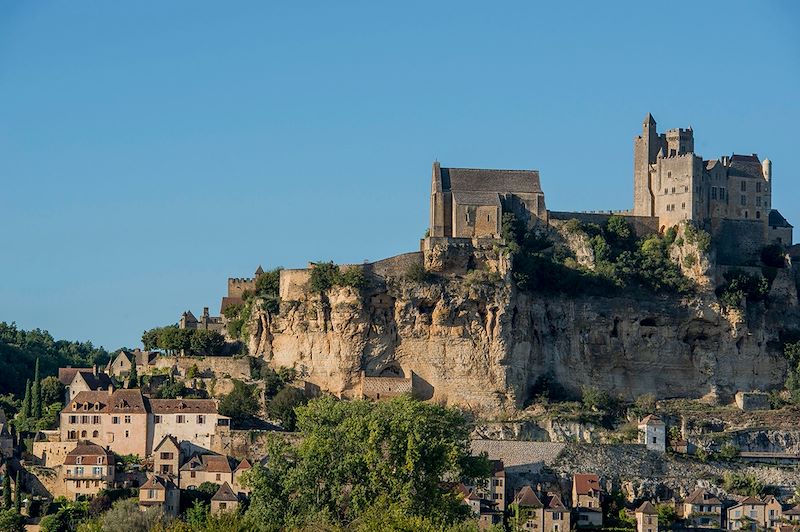 Circuit accompagné en étoile avec séjour dans un hôtel de charme 3 étoiles.