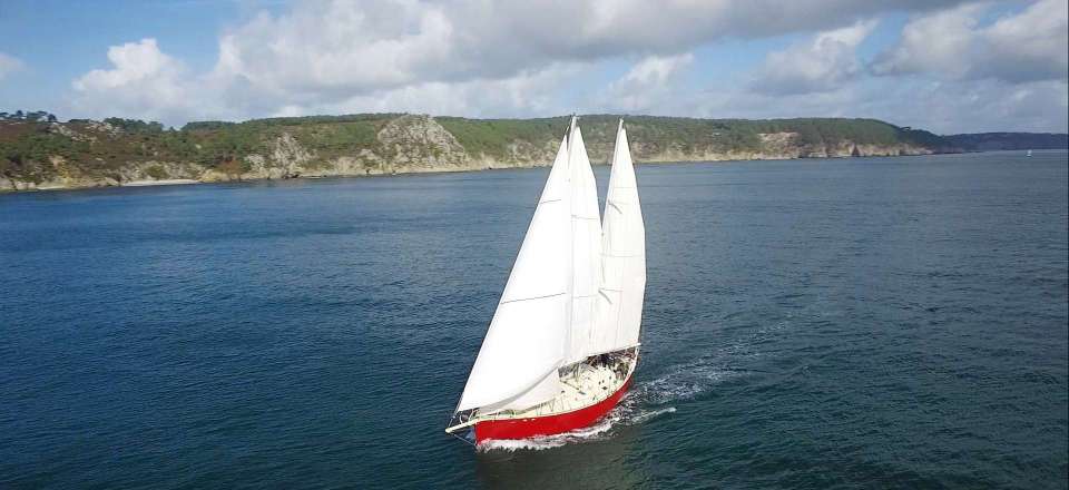 Croisière bretonne dans le parc naturel marin d’Iroise à bord de Bilbo, un sacré voilier d'expédition !
