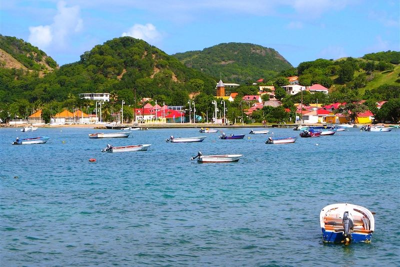 Randonnée et baignade dans l'archipel Papillon des Caraïbes version longue: Les Saintes, Marie-Galante, La Désirade