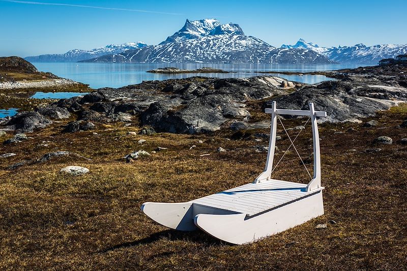 Voyage de la culture urbaine de Copenhague à la nature brute de Nuuk, du charme danois aux paysages sauvages du Groenland