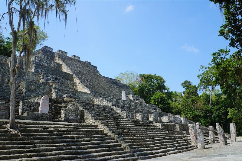 Traversée du monde maya, d’un trek volcanique au Guatemala aux plages caribéennes du Mexique, via la jungle et ses joyaux perdus !