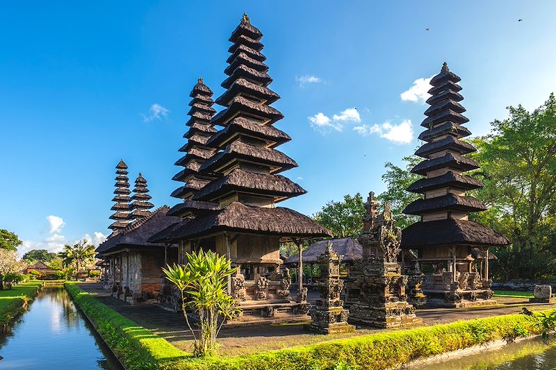 Bali en liberté avec chauffeur – Temples & rizières d’Ubud, cascades et plantations à Munduk, Mont Batur et détente à la plage