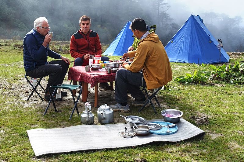 Trek au Sikkim au pied du Kangchenjunga, la troisième plus haute montagne du monde et découverte de Darjeeling