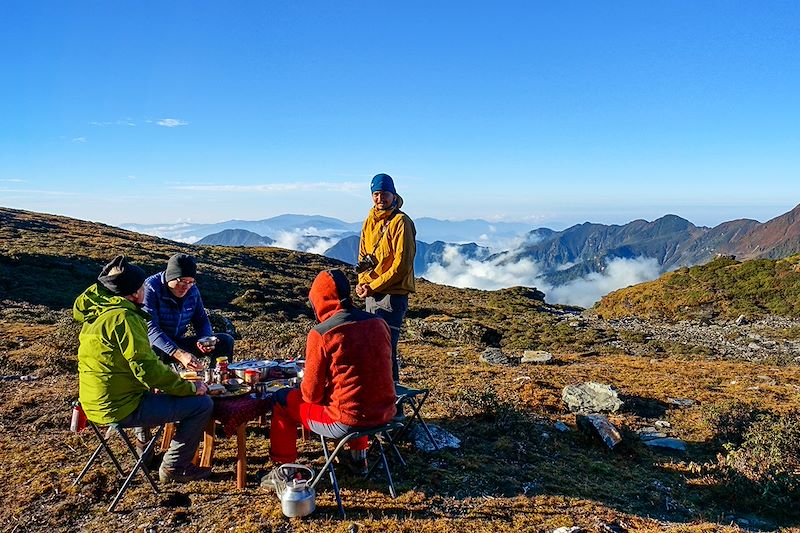 Trek au Sikkim au pied du Kangchenjunga, la troisième plus haute montagne du monde et découverte de Darjeeling