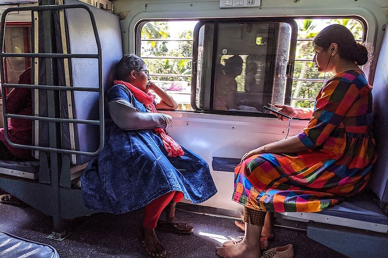 Voyage en train entre Varkala et Cochin - Inde