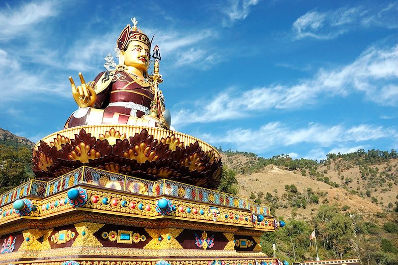Statue de Padmasambhava à Rewalsar - Inde