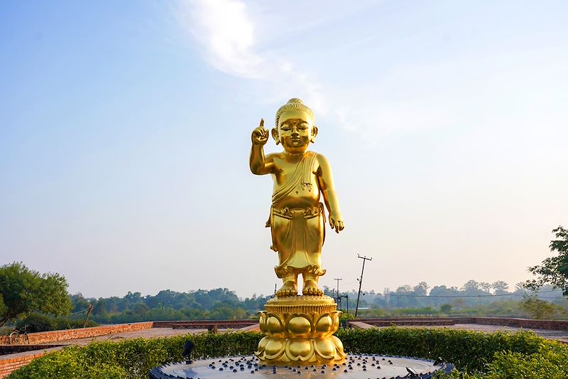 Voyage spirituel en Inde et Népal : sur les traces du Bouddha entre Bénarès, Lumbini et l'Everest