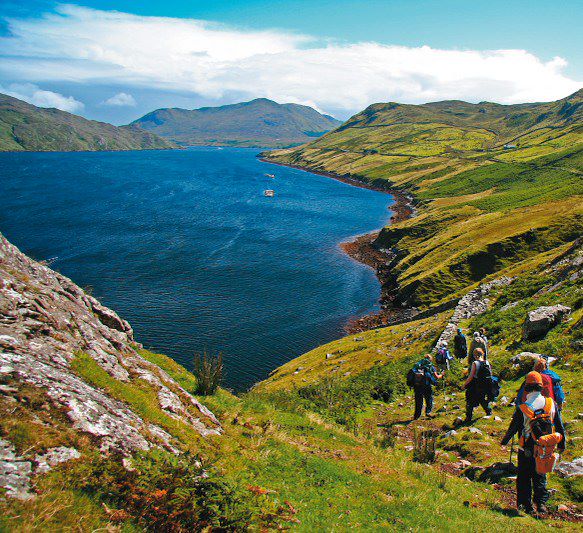 Aventure en famille, des mystères du Connemara aux rivages des îles d'Aran...