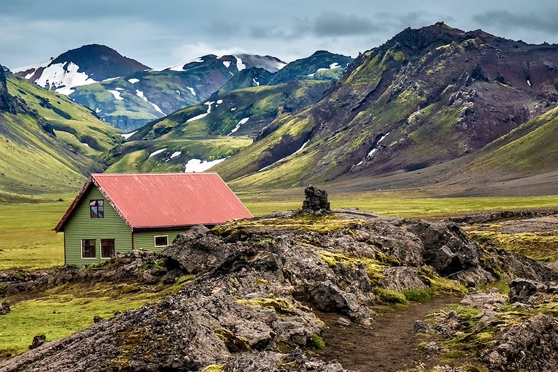 Trek Laugavegur : une traversée inoubliable au cœur du pays sur les chemins mythiques du Landmannalaugar à Thorsmörk 