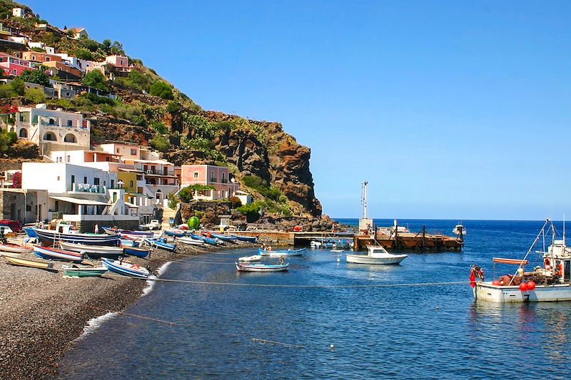 Randonnée sur 7 îles de l'archipel Eolien et sur l'Etna pour une aventure unique