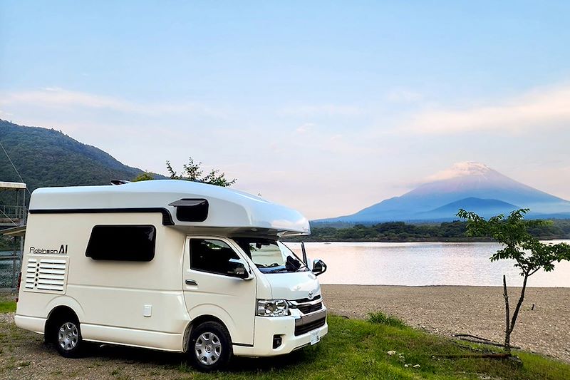 Découverte des Alpes japonaises en camping-car pendant la saison hivernale