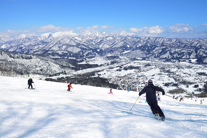 Découverte des Alpes japonaises en camping-car pendant la saison hivernale