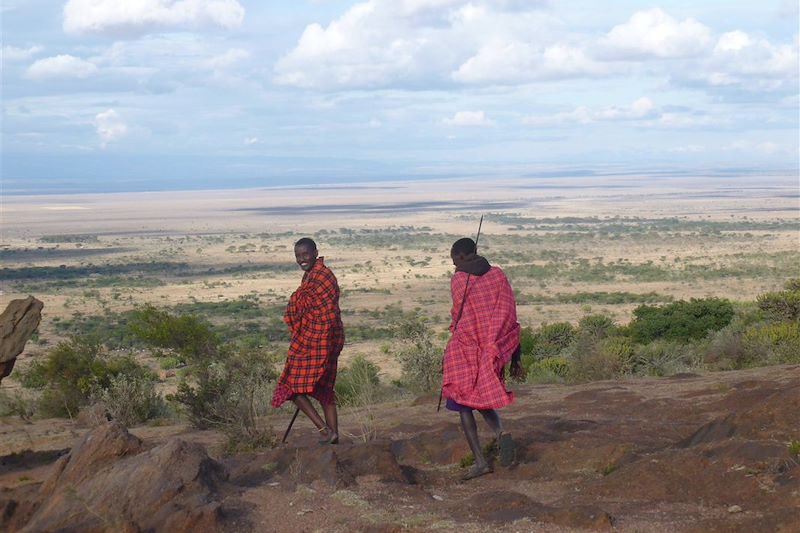 Safari en 4x4 dans la réserve du Masai Mara et le parc Amboseli, safari à pied au Lac Naivasha et détente sur les plages de Diani