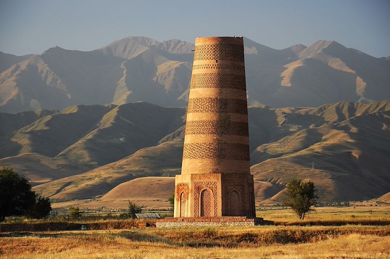 Explorer les incontournables de trois pays d'Asie centrale, Kazakhstan, Kirghizistan et Ouzbékistan en un seul voyage !