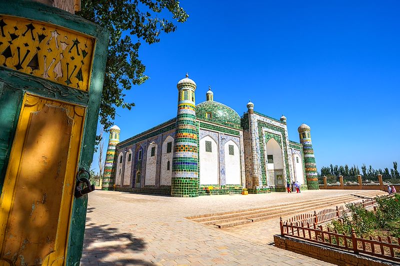 Voyage sur les traces des caravanes de la route de la soie de la Kirghizie jusqu'au bazars de l'oasis de Kashgar, en Chine