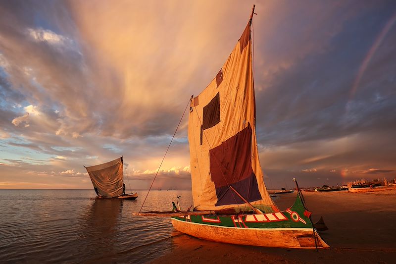 Un circuit guidé sur la RN7 et le sud est de Madagascar, de Tana à Tuléar puis d'Itampolo à Fort Dauphin hors des sentiers battus