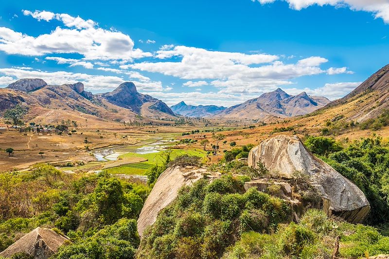 Randonnée sur les Hautes Terres, massif de l'Isalo et Grands Tsingy sont au menu de l'aventure