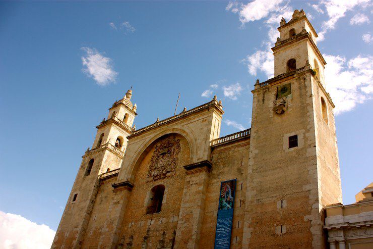 Découverte arty et traditionnelle de Mexico et sa région, sur les traces de F. Kahlo, dans l'effervescence de la Fête des Morts