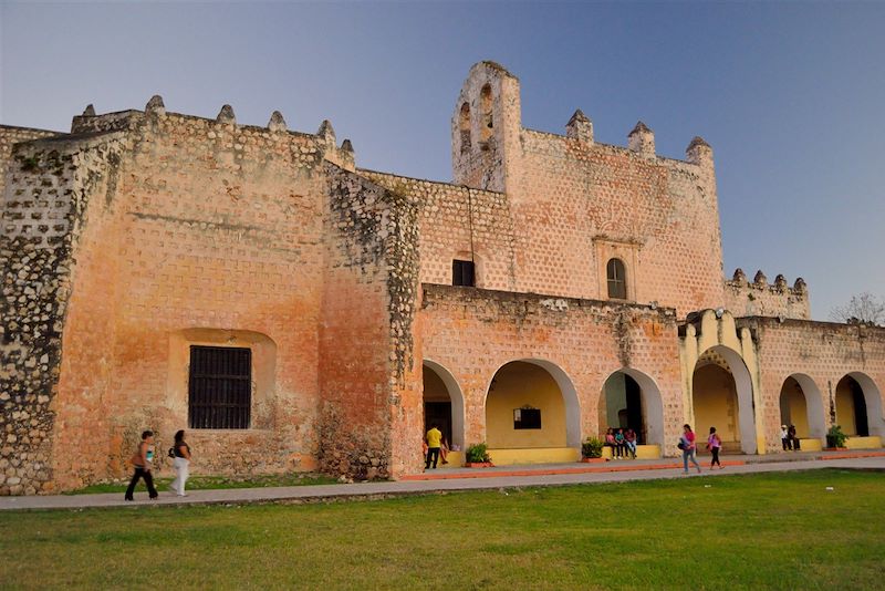 Découverte arty et traditionnelle de Mexico et sa région, sur les traces de F. Kahlo, dans l'effervescence de la Fête des Morts