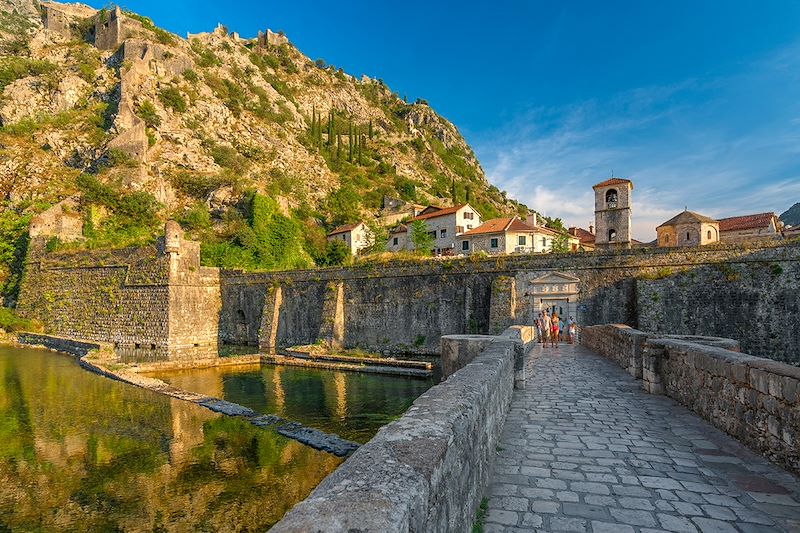 Road trip d'une semaine à la découverte des incontournables du pays : Bouches de Kotor, Parc du Durmitor et lac de Skadar