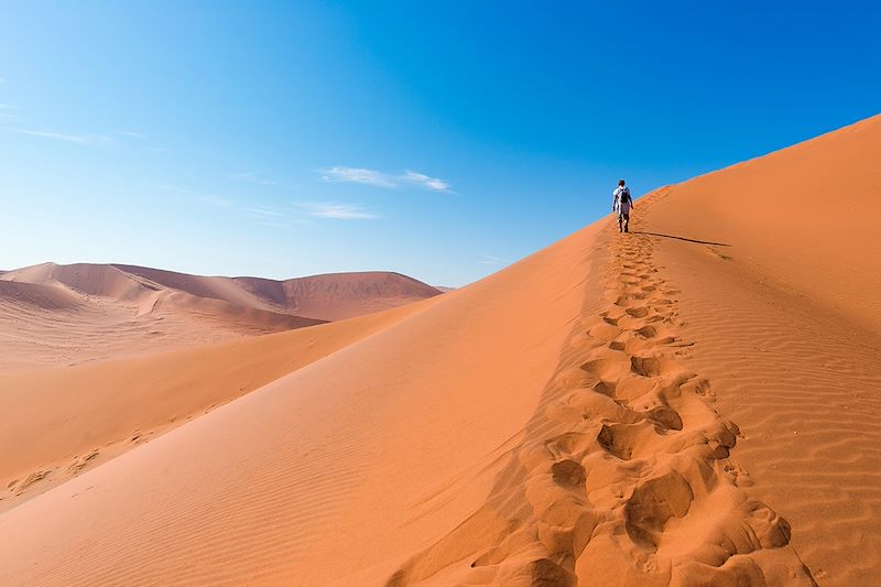 Voyage Famille Namibie, multi-activités avec vos ados: Canoë kayak, surf dans les dunes, safaris animaliers, rando dans le désert 