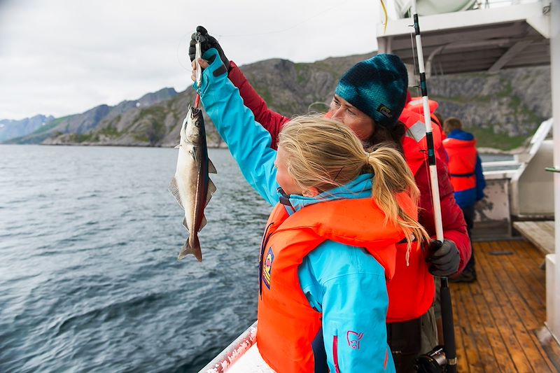 Voyage famille aux Lofoten, rando, kayak et pêche