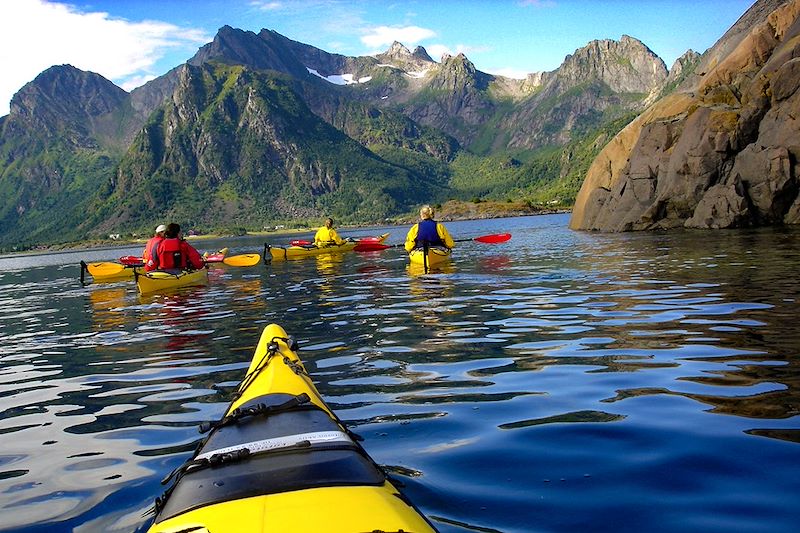 Voyage famille aux Lofoten, rando, kayak et pêche