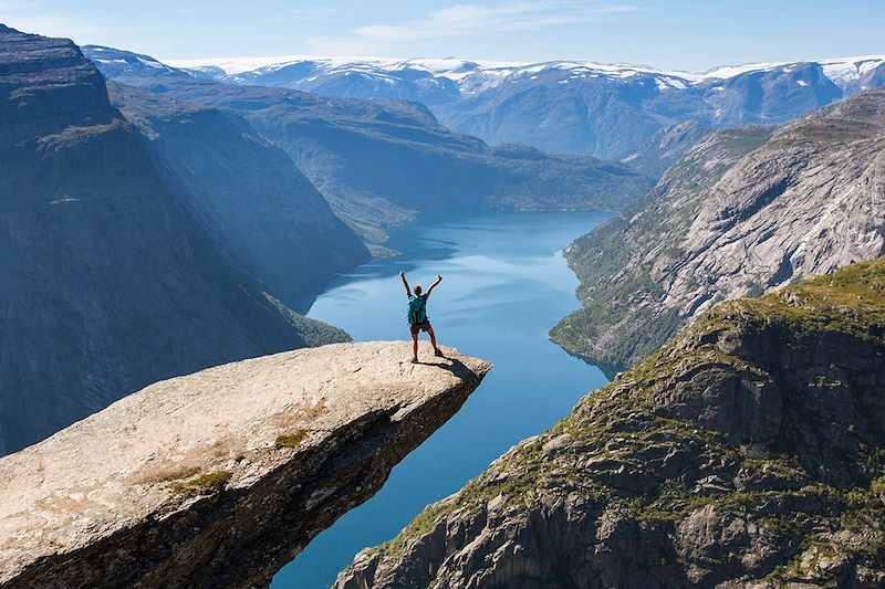 De Stavanger à Bergen, trek en Norvège à la découverte des 3 randonnées mythiques du sud du pays. Emotions garanties.